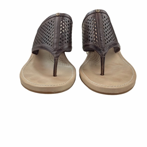 UGG Solena Sandals - Picture 4 of 11